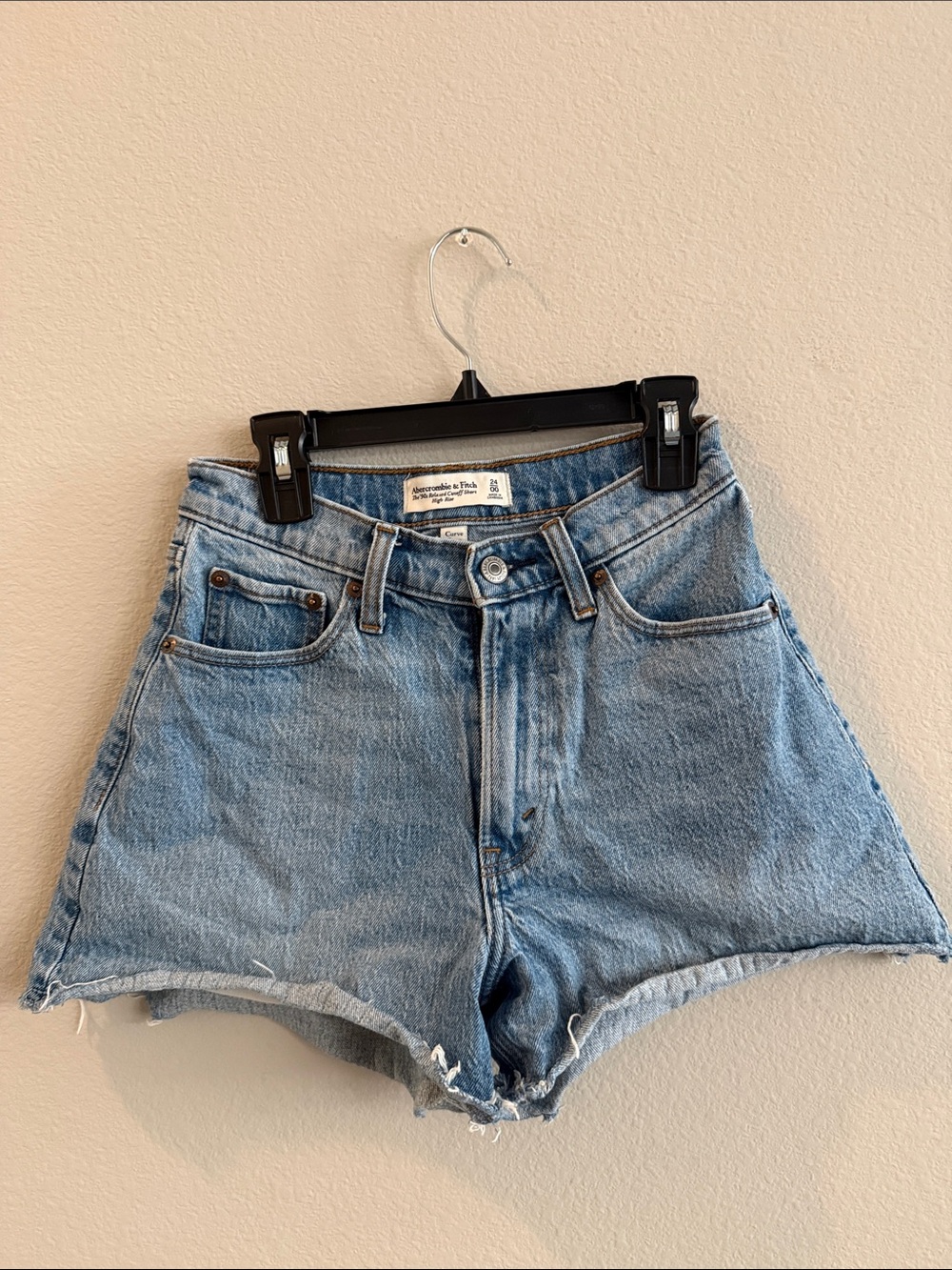Abercrombie & Fitch High-Rise 90’s Relaxed Denim Short